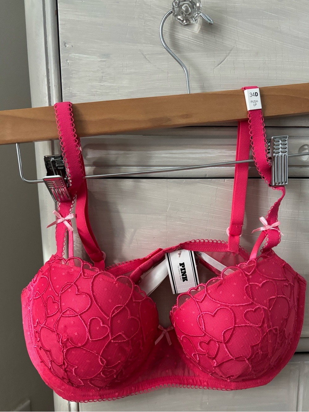 PINK Victoria's Secret Hot Pink Heart Lace Push-Up Bra
